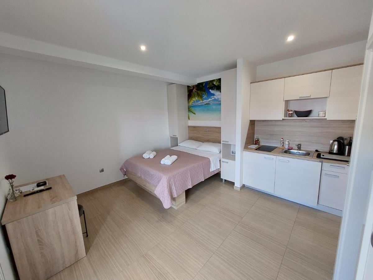 Apartmani Tropical Vodice Extérieur photo
